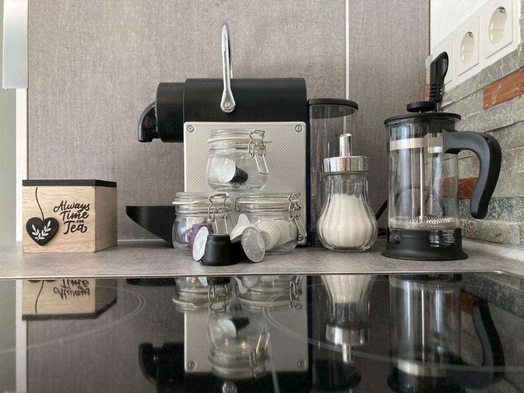 Living At Saarpartments -Adultsonly- 2 Bedrooms, Kitchen- Business & Holiday Apartments For Long- And Short Term Stay, 3 Min To Train-Station, Secure E-Bike Parking! Saarbrücken Kültér fotó