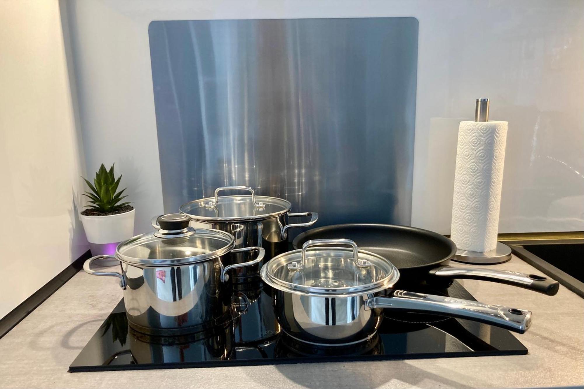 Living At Saarpartments -Adultsonly- 2 Bedrooms, Kitchen- Business & Holiday Apartments For Long- And Short Term Stay, 3 Min To Train-Station, Secure E-Bike Parking! Saarbrücken Kültér fotó