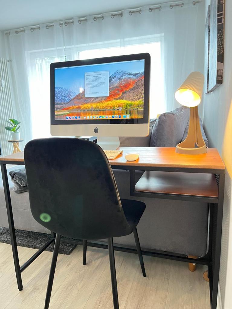 Living At Saarpartments -Adultsonly- 2 Bedrooms, Kitchen- Business & Holiday Apartments For Long- And Short Term Stay, 3 Min To Train-Station, Secure E-Bike Parking! Saarbrücken Kültér fotó